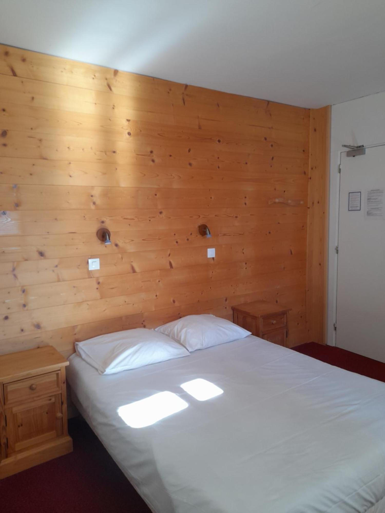Hotel Du Centre Villard-de-Lans Esterno foto
